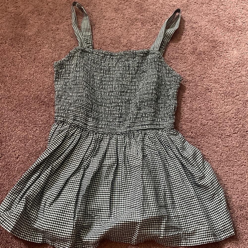 Checkered top